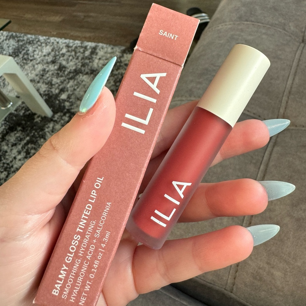 NEW ILIA Balmy Gloss Tinted Lip Oil